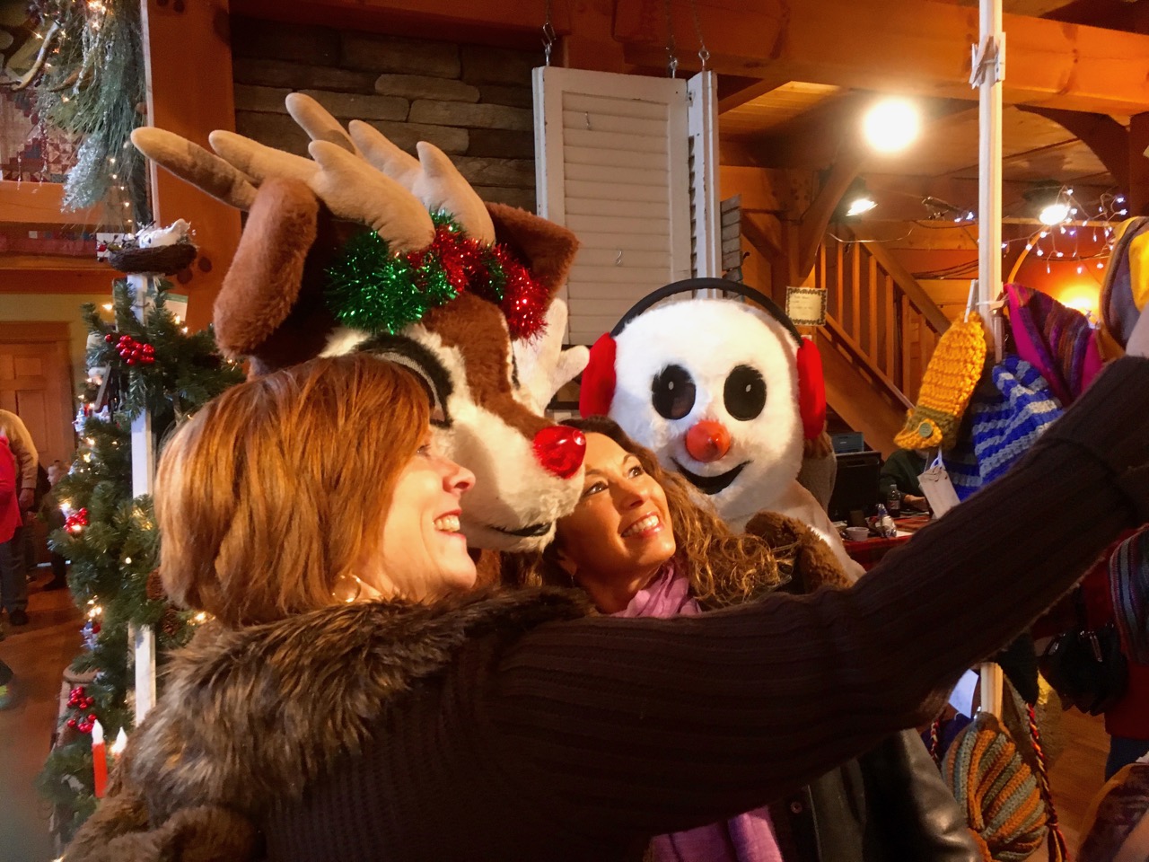 Gallery Christmas on the Hill